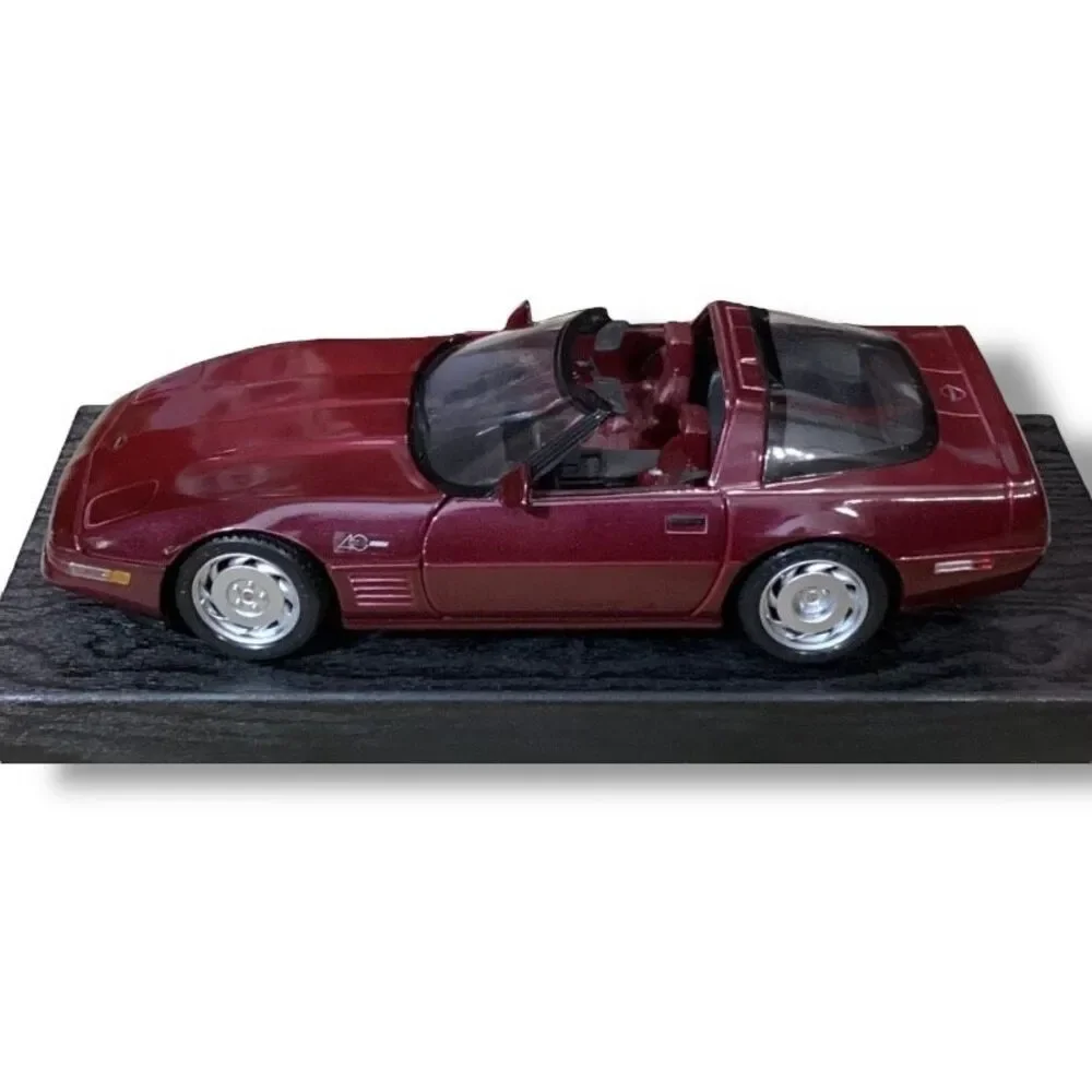 Maisto Special Edition Chevrolet Corvette ZE-1 1992 1:18